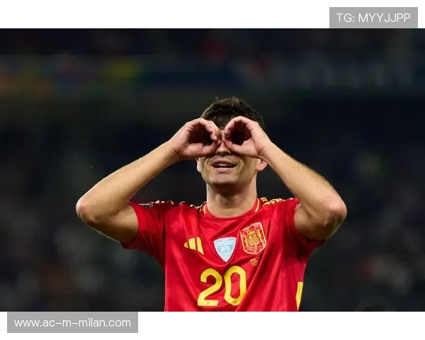 姆巴佩门前精准倒地铲射