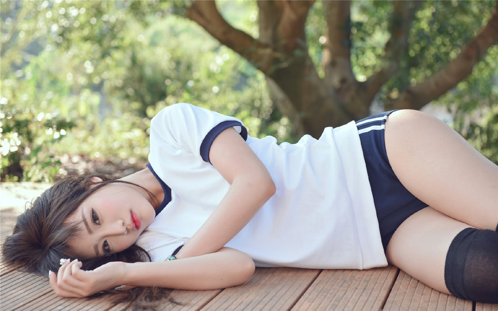 MILANSPORT入口-西甲裁判吹罚尺度演变对比赛节奏的微观影响研究,裁判吹罚视频